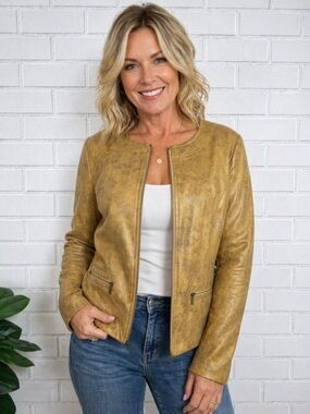 JM Collection Tan Leather Classic stylish Jacket with Crew Neckline/size 10P